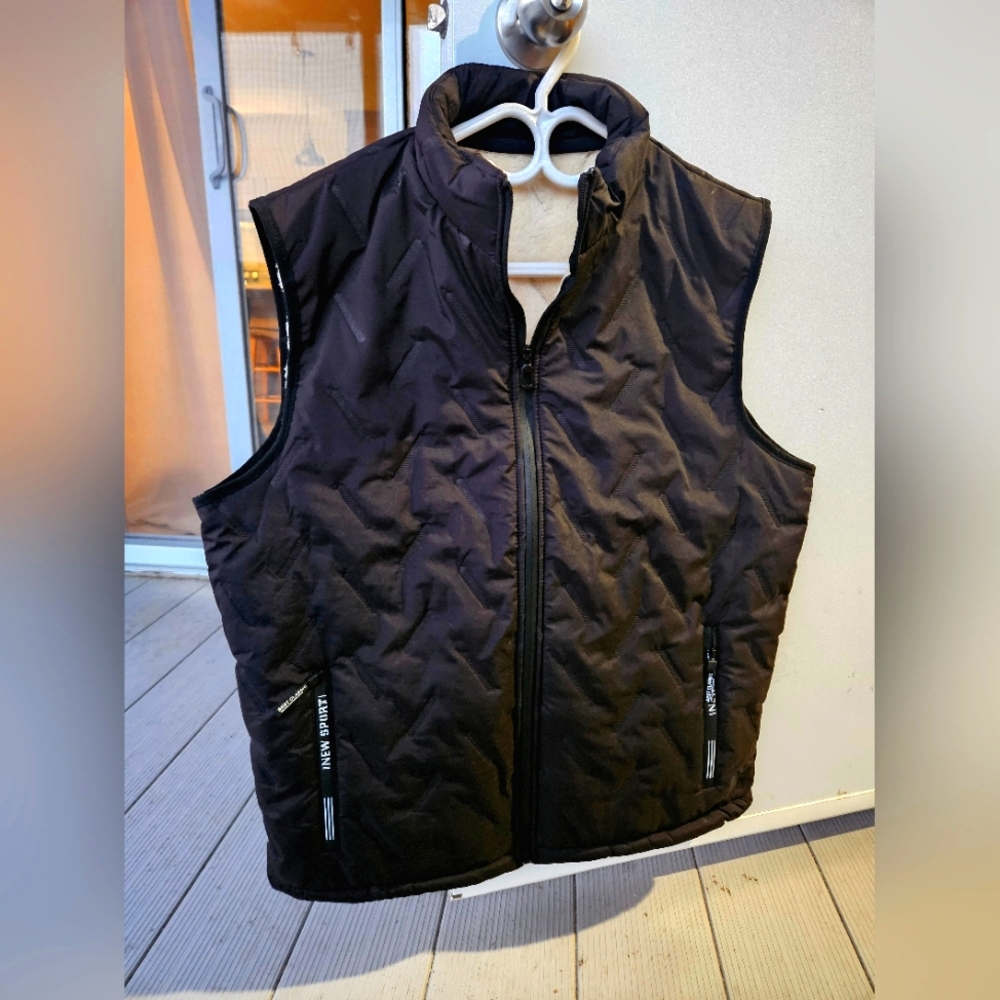 NWT Warm sherpa lined black vest mens large
